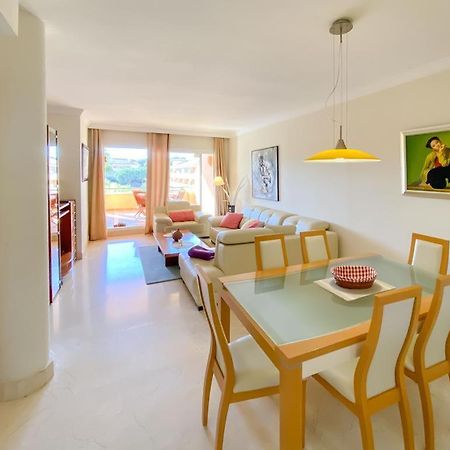 Apartamento En Los Patios De Santa Maria Golf Марбелья Экстерьер фото