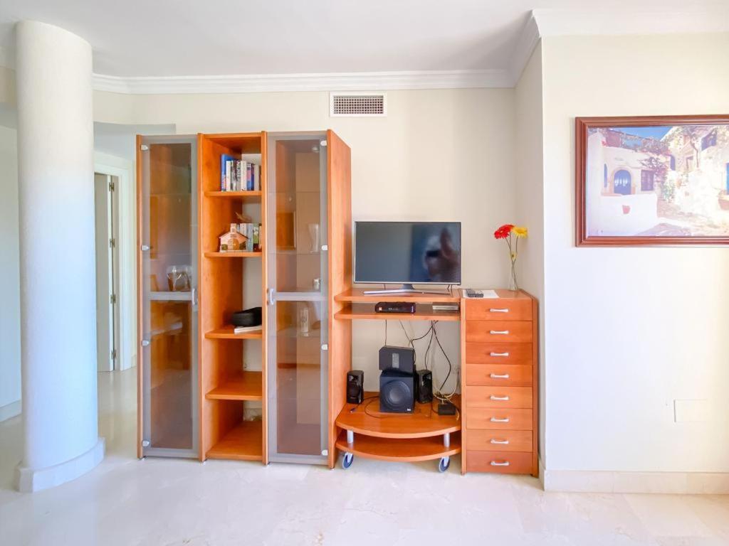 Apartamento En Los Patios De Santa Maria Golf Марбелья Экстерьер фото