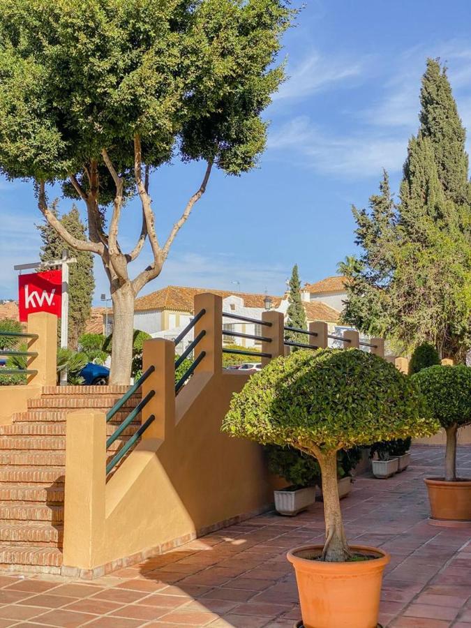 Apartamento En Los Patios De Santa Maria Golf Марбелья Экстерьер фото