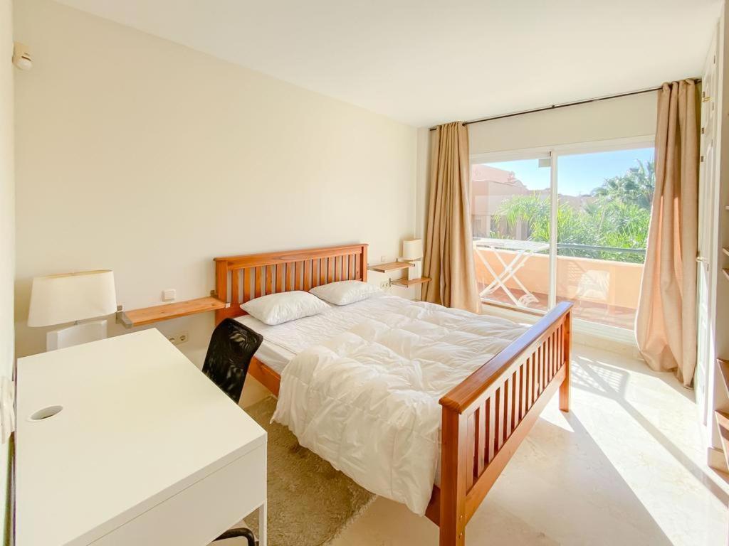 Apartamento En Los Patios De Santa Maria Golf Марбелья Экстерьер фото