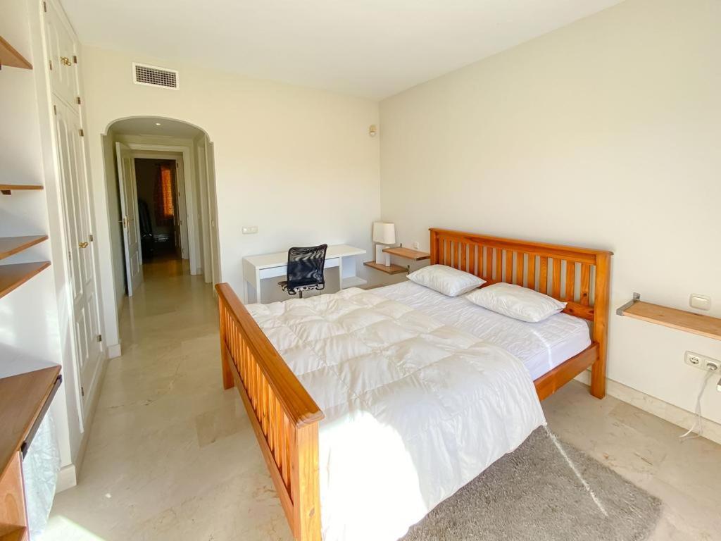 Apartamento En Los Patios De Santa Maria Golf Марбелья Экстерьер фото