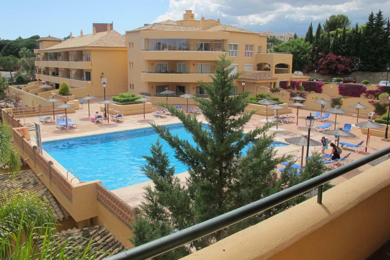 Apartamento En Los Patios De Santa Maria Golf Марбелья Экстерьер фото