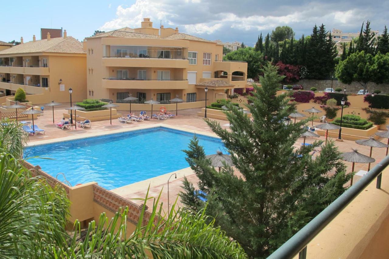 Apartamento En Los Patios De Santa Maria Golf Марбелья Экстерьер фото