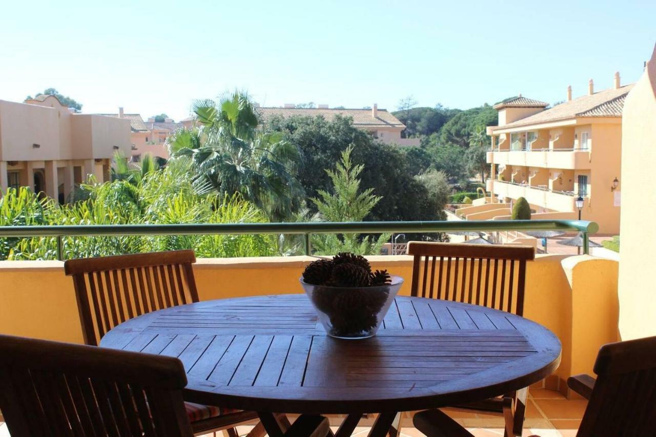 Apartamento En Los Patios De Santa Maria Golf Марбелья Экстерьер фото